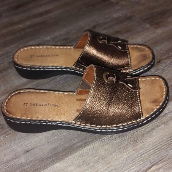 Naturalizer Callman slip on sandals  Sz 7.5 - Picture 4 of 8